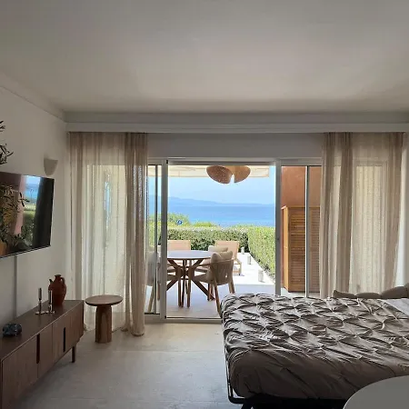 Grand Confort-marinella-face Mer-terrasse Apartman